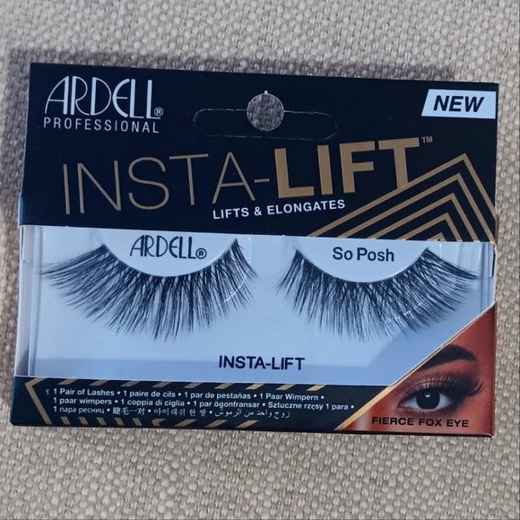 Insta-lift Lashes - Picture 6 of 9